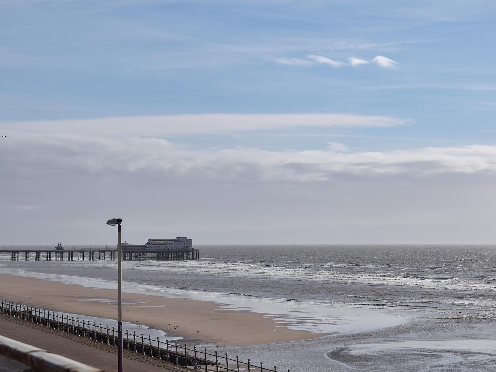 The Ascot Villa Blackpool Exterior photo